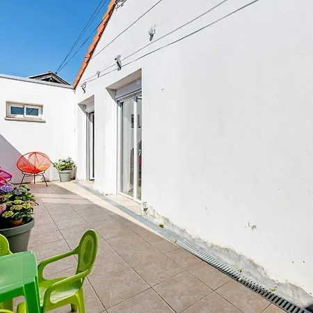 Maison De Plain Pied Avec Jardin Et Parking Prive Appartamento