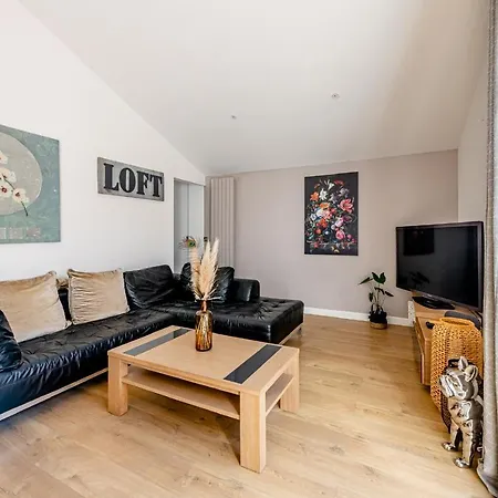 Appartamento Maison De Plain Pied Avec Jardin Et Parking Prive *